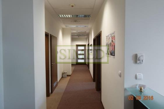 Open-space,recepcja,pkp,tramwaj,autobus,dostęp24h